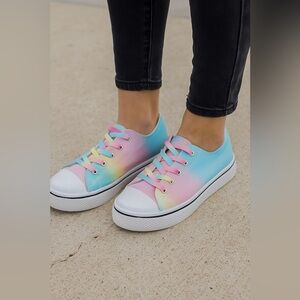 Josiny woman’s sneakers